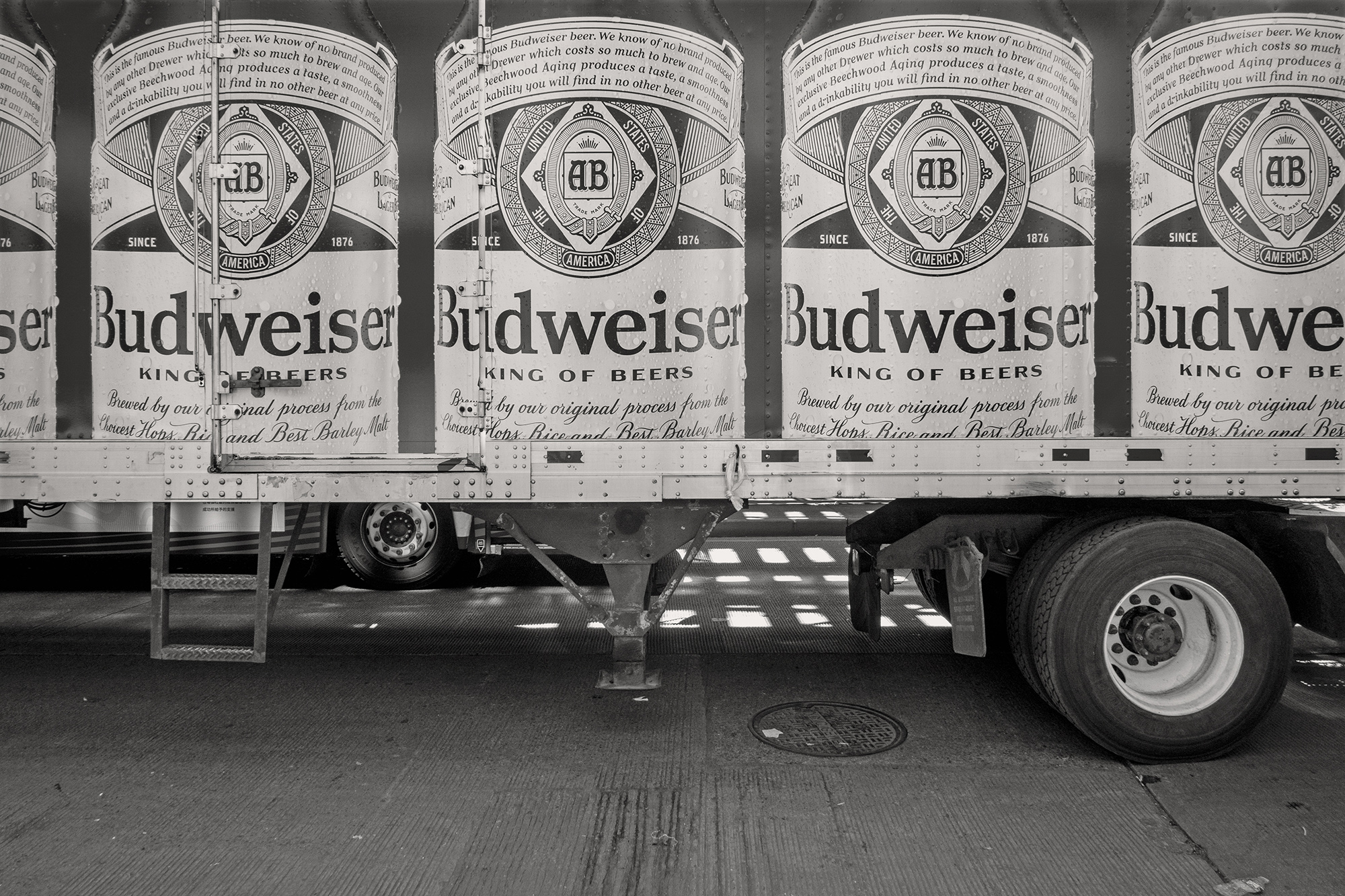 Christoph Radke, Brooklyn, Brighton Beach, Budweiser truck, 2022